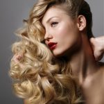 2105 Верные советы о том, как сделать объемную укладку волос