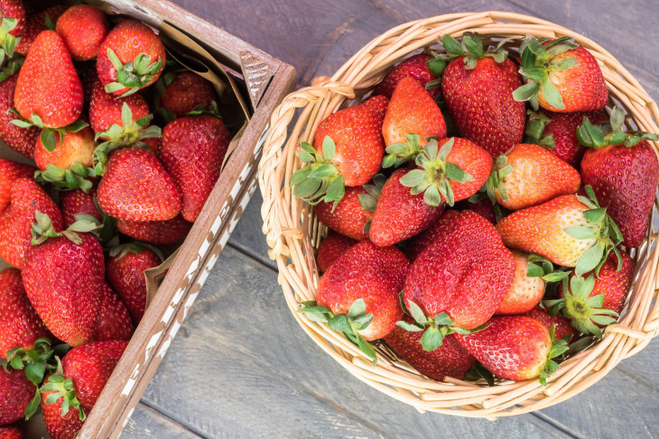 5 летних фруктов и ягод, которые полюбит твоя кожа