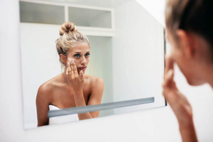 Забыть, нельзя оставить: 7 привычек в уходе, которые разрушают твою кожу