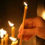 12046 Что делать с огарками церковных свечей дома: можно ли выбрасывать крестики?