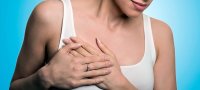 Причины набухания молочных желез после месячных: почему начинает болеть грудь в середине цикла?