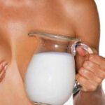 13716 Как сцеживать грудное молоко руками в бутылочку, как сцедить
